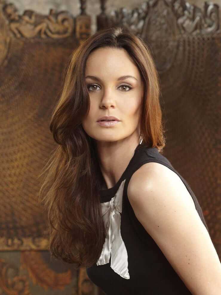 Nude Pictures Of Sarah Wayne Callies Showcase Her As A Succesful Entertainer Page Of