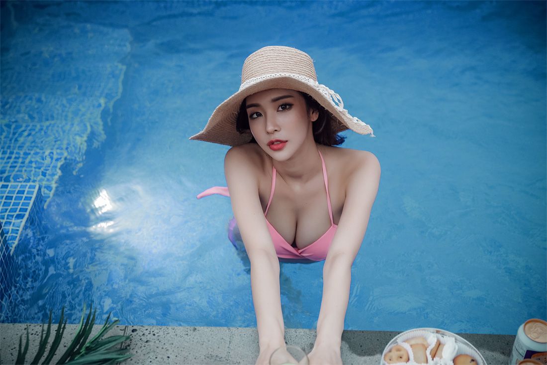 Park Da Hyun Eranzi Bikini Series II