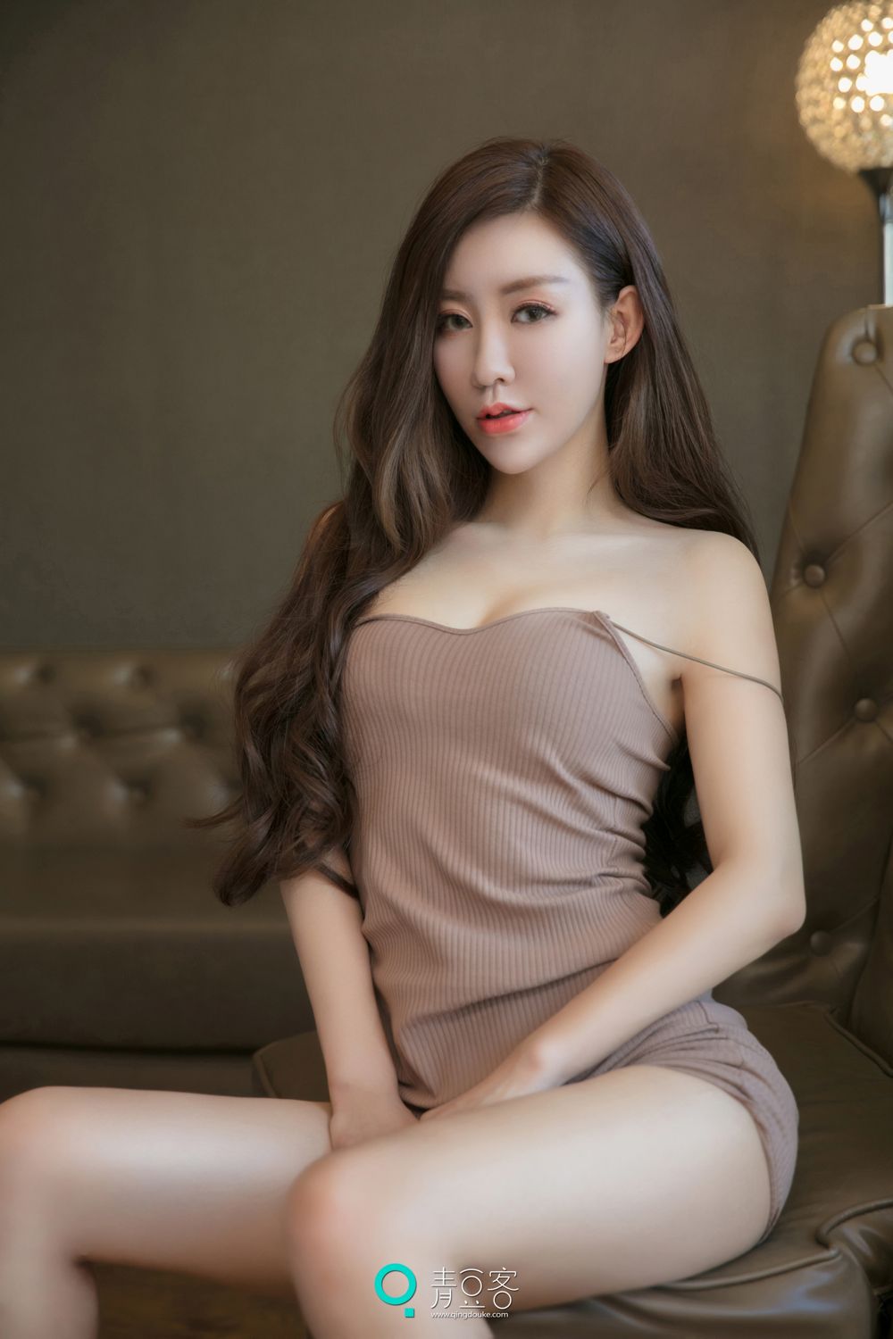 QingDouKe - Long Hair Beauty Qiao En Xi