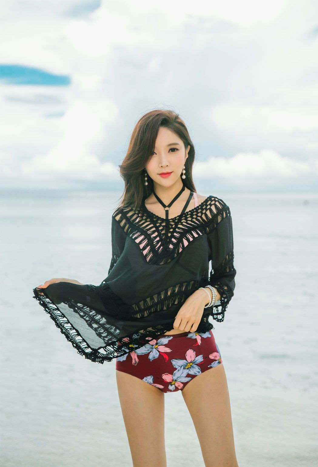 Park Soo Yeon Beach Temperament Picture and Photo