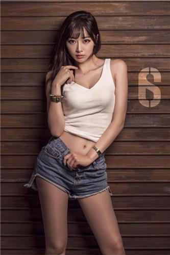 Shin Hae Ri Sexy Hot Picture and Photo