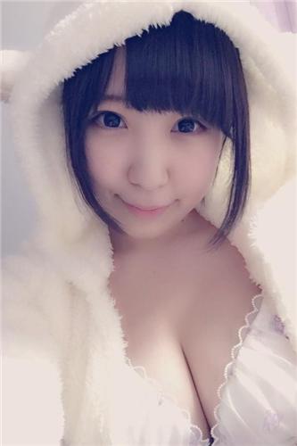 Mori Harura Huge Boobs Hot Picture and Photo