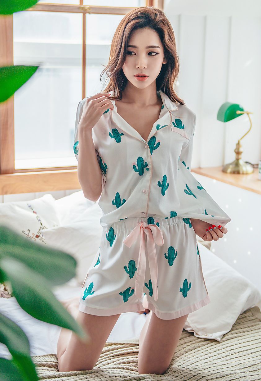 Park Da Hyun Lologirl Pyjamas Series III