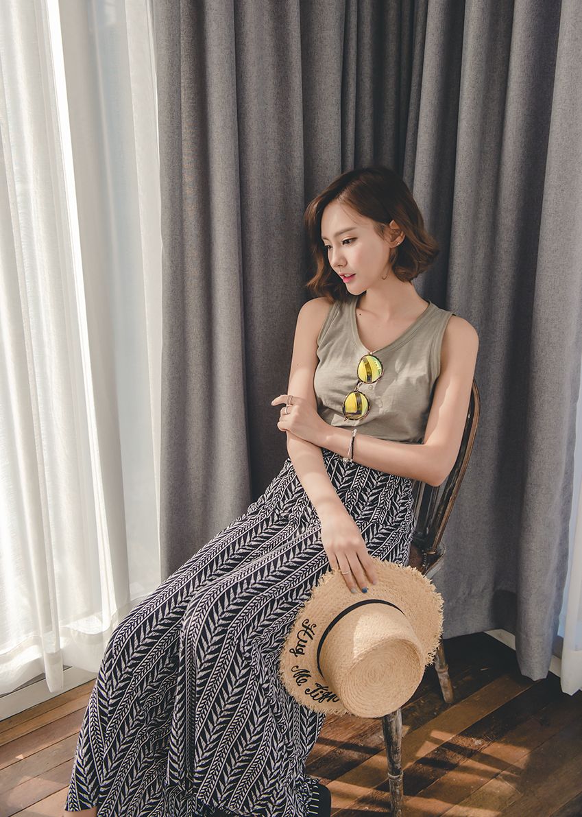 Yeon Ji Eun Maybeach Casual Wear Series 4