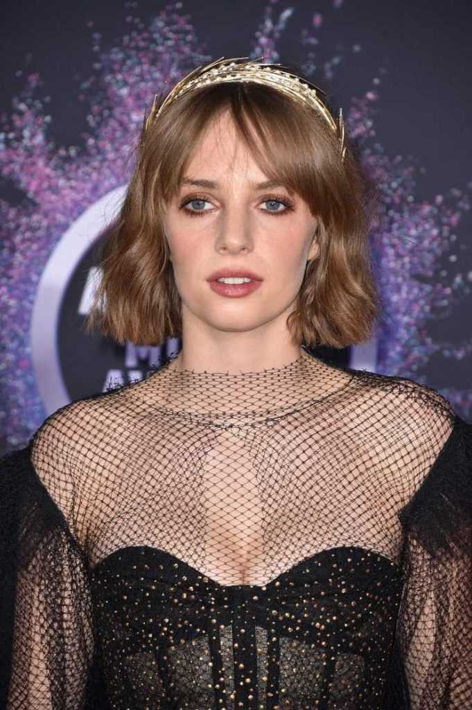 44 Nude Pictures Of Maya Hawke That Are Basically Flawless Page 4 Of