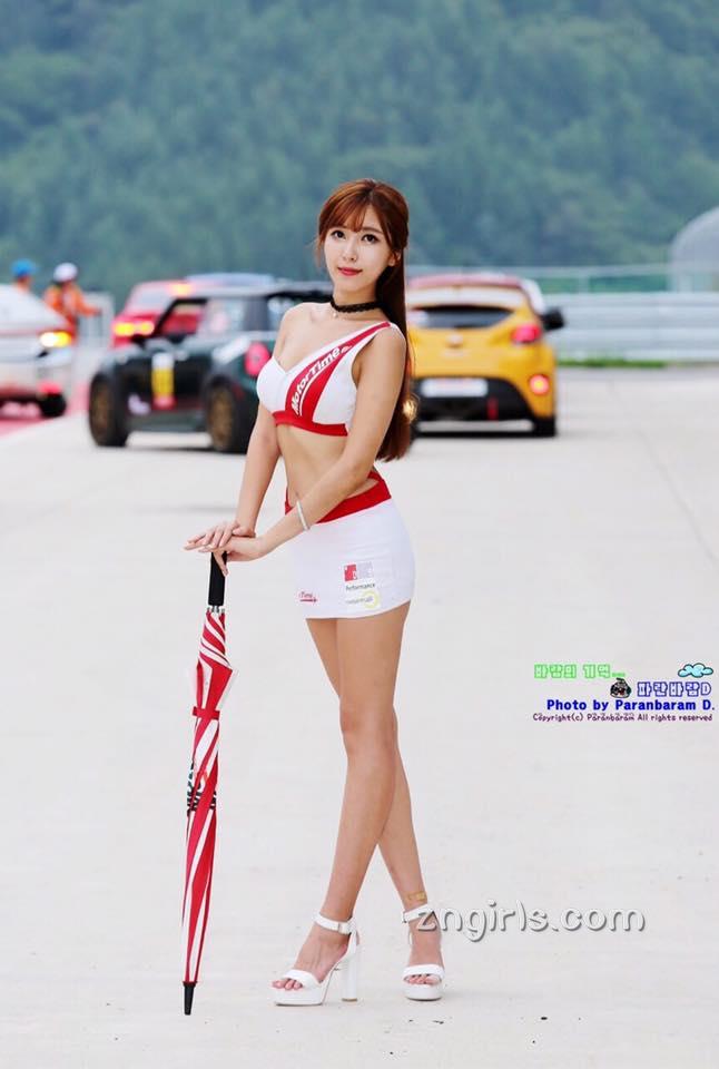 Kim Se Ra Beautiful Legs Picture and Photo