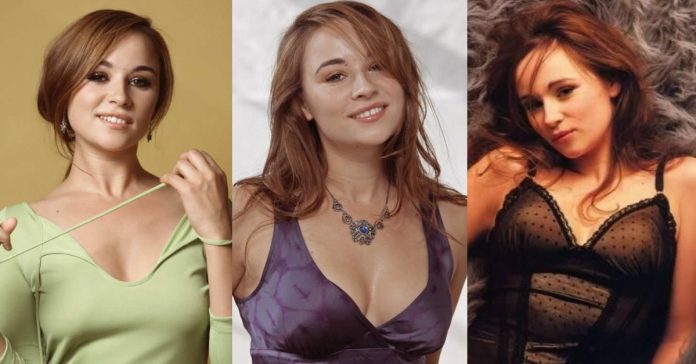 51 Sexy Emma Pierson Boobs Pictures Which Are Basically Astounding